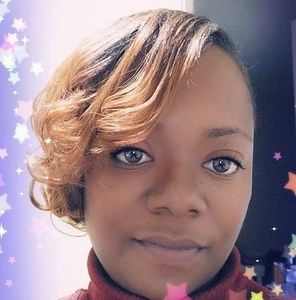 Meet your Posher, Jillian